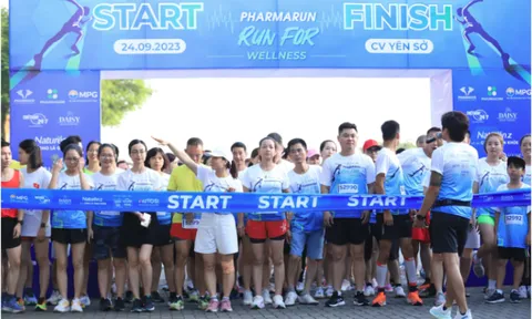 Hơn 300 runner chạy bộ chào mừng ngày Dược sĩ thế giới tại Pharmarun 2023