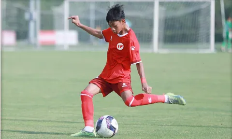 Đội bóng Việt Nam thắng 4-0 đối thủ Thái Lan