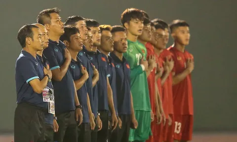 Cựu HLV U23 Việt Nam nhận tin dữ