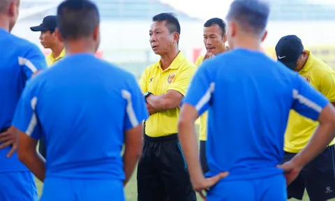 HLV Việt Nam 'than trời' vì chuyện tréo ngoe