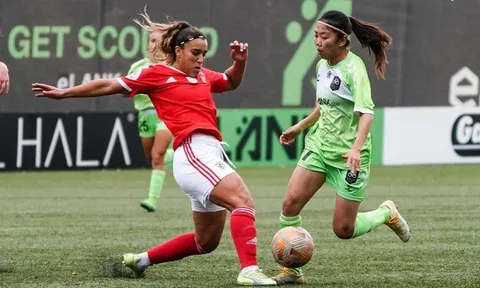 Huỳnh Như gặp 'vận đen' ngày tái xuất Lank FC