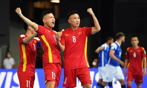 Cầu thủ Việt Nam sang Thái Lan thi đấu