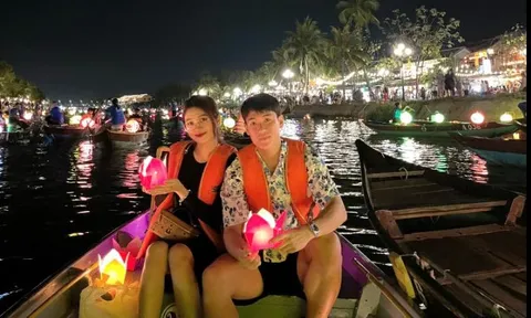 Cầu thủ 'hot boy' của CAHN lên xe hoa