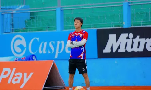 Đã rõ tương lai của 1 HLV V-League sau 15 trận không thắng
