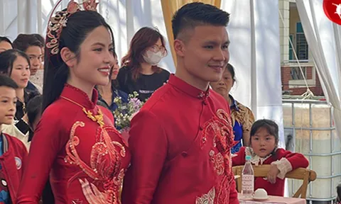 Quang Hải rạng rỡ trong ngày quan trọng của cuộc đời