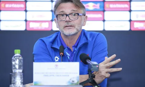 VIDEO: Toàn cảnh buổi họp báo của HLV Troussier trước Asian Cup