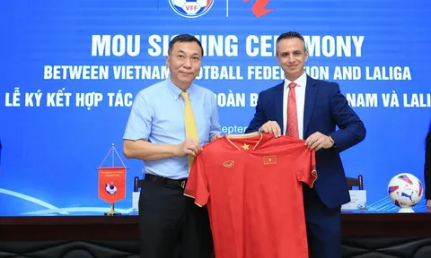 Bóng đá Việt Nam có cơ hội đá giao hữu ở Tây Ban Nha