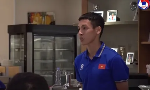 VIDEO: Hình ảnh không có trên truyền hình về buổi họp đội của ĐT Việt Nam