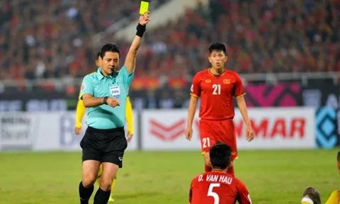 Trọng tài bị dọa giết ở Asian Cup
