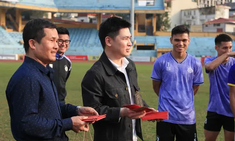 VIDEO: Chủ tịch Đỗ Vinh Quang gặp mặt Hà Nội FC ngày đầu năm