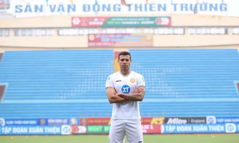 VIDEO: Tân binh CLB Nam Định háo hức trước trận ra mắt gặp Hà Nội