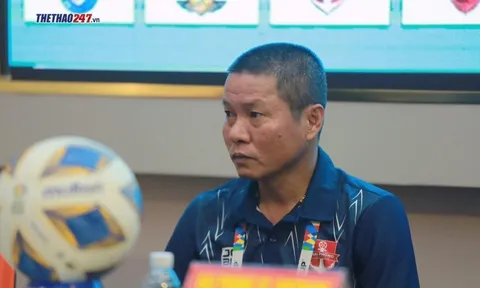 HLV Chu Đình Nghiêm: 'Cứ đá thế này thì...'