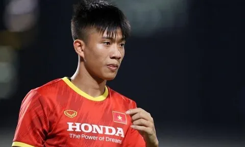 Phan Văn Đức tái xuất, khát khao vì áp lực đồng tiền