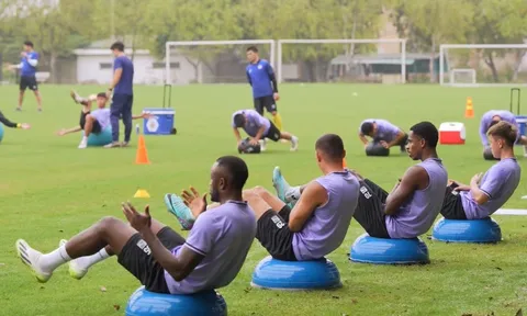 VIDEO: Hà Nội FC rèn thể lực chờ V-League trở lại