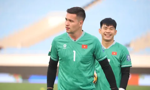 VIDEO: ĐT Việt Nam rèn luyện kỹ càng sẵn sàng đấu Indonesia