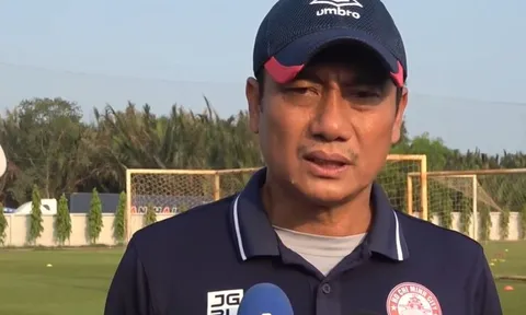 VIDEO: HLV Phùng Thanh Phương chia sẻ trước trận gặp Hà Nội