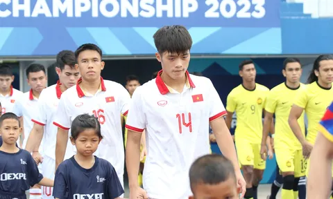 Vừa nhận án phạt từ AFC, U23 Việt Nam lại liên tiếp đón tin dữ