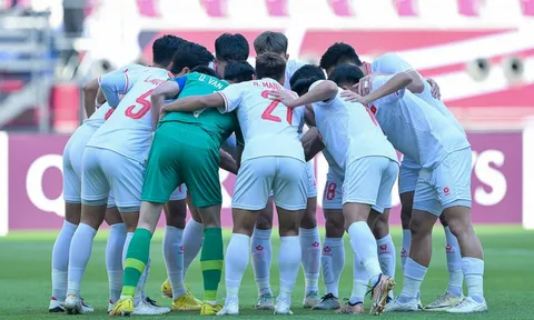U23 Việt Nam họp gấp, HLV Hoàng Anh Tuấn có quyết định mới
