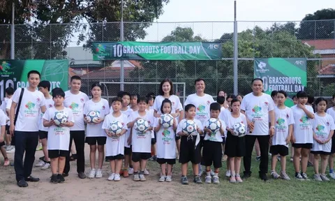 Hai quả bóng vàng Việt Nam làm điều đặc biệt trong ngày hội phong trào của AFC