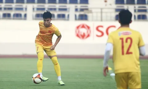 Trụ cột số 1 của U22 Việt Nam báo tin vui cho HLV Troussier trước SEA Games