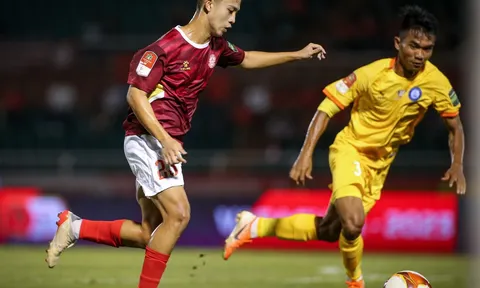 Sao trẻ bị HLV Troussier 'bỏ quên' nói gì khi ghi cú đúp vào lưới U22 Việt Nam?