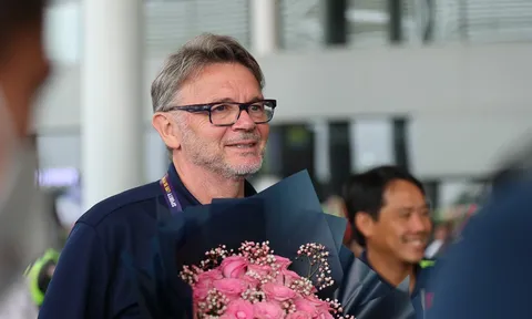 HLV Philippe Troussier nói gì sau 5 trận toàn thua của U22 Việt Nam?
