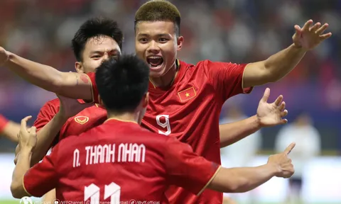 Trực tiếp SEA Games 32 hôm nay 2/5: Chờ U22 Việt Nam tung chiêu