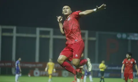 HLV Troussier không có sự phục vụ của trò cưng tại SEA Games 32