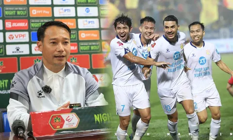 Nam Định vươn lên đầu bảng, HLV Vũ Hồng Việt nói gì về màn trình diễn của Hồng Duy?