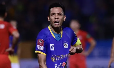 Văn Quyết lập kỷ lục buồn tại V-League sau khi nhận án phạt từ VFF