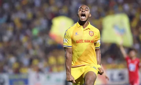 Một CLB tại V-League đạt thỏa thuận chiêu mộ trung vệ nhập tịch Brazil