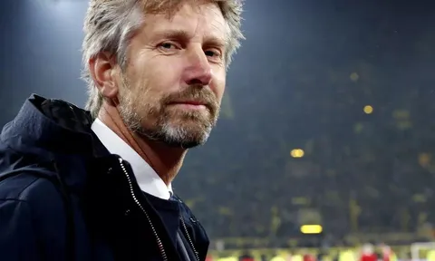 Bệnh tình của cựu thủ môn Man Utd có diễn biến mới