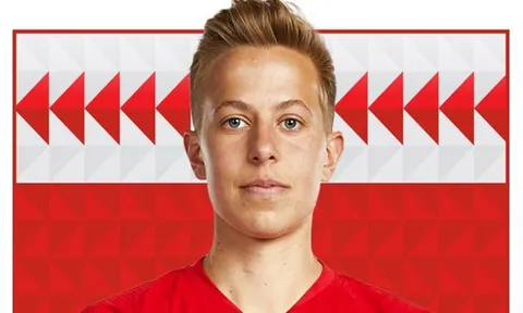 Cầu thủ chuyển giới đầu tiên tham dự World Cup nữ