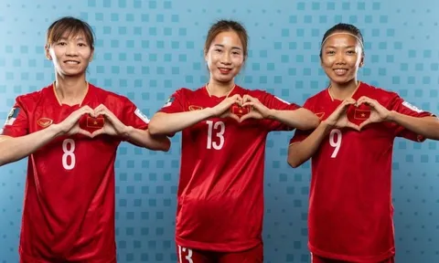 Dàn tuyển thủ Việt Nam rạng rỡ ở buổi chụp hình trước thềm World Cup nữ 2023