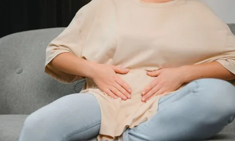 Phụ nữ ăn nhanh no chớ vội mừng, đây là dấu hiệu cảnh báo của căn bệnh nguy hiểm đối với chị em