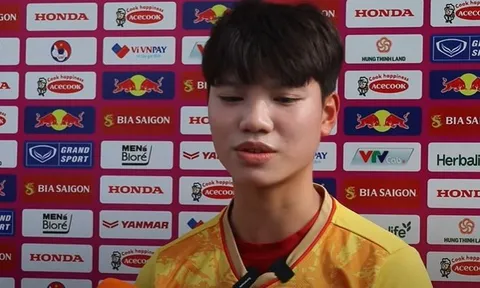 VIDEO: Tiền đạo ĐT nữ Việt Nam chia sẻ xúc động về gia đình trước ngày dự World Cup