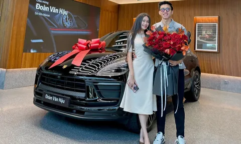 Đoàn Văn Hậu tậu xế hộp gần 5 tỷ đồng