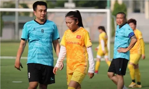 VIDEO: Huỳnh Như ghi bàn vào lưới đối thủ 'đặc biệt'