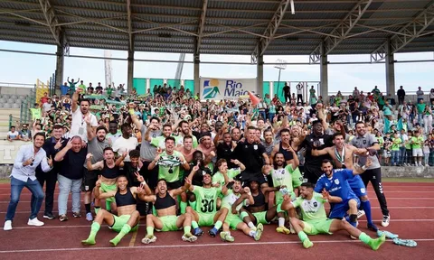 VIDEO: Lank FC mở hội ăn mừng trong ngày đi vào lịch sử