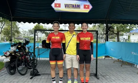 Đại diện Việt Nam vô địch châu Á đầy ngoạn mục