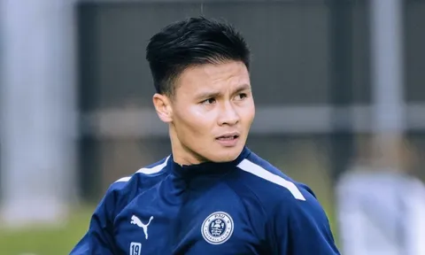 Quang Hải gửi thông điệp ngày bị Pau FC loại khỏi đội hình