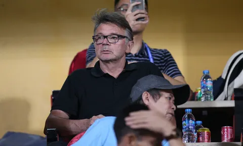 HAGL thắng tưng bừng chủ nhà Viettel, HLV Troussier mới là người vui nhất!