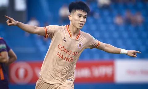 HLV Nam Định không ngớt lời khen ngợi sao U22 Việt Nam trước thềm SEA Games 32