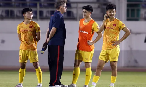 CHÙM ẢNH: Buổi tập đầu tiên của U22 Việt Nam tại Bà Rịa Vũng Tàu chuẩn bị cho SEA Games 32