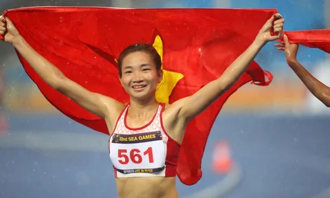 Ngã ngửa điền kinh kiểu SEA Games: Nguyễn Thị Oanh tranh 2 HCV cách nhau... 20 phút