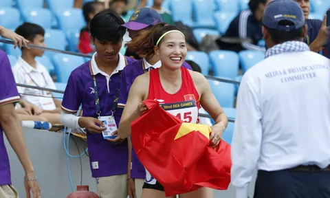 Hoãn cưới để thi đấu SEA Games, 'bông hồng thép' Linh Na xuất sắc giành HCV