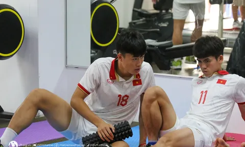 Buổi tập trầm lắng của U22 Việt Nam trước trận tranh HCĐ SEA Games 32