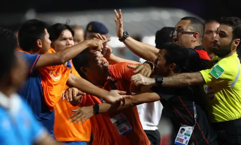 Hỗn chiến ở chung kết SEA Games 32, HLV Indonesia và Thái Lan phân trần thế nào?