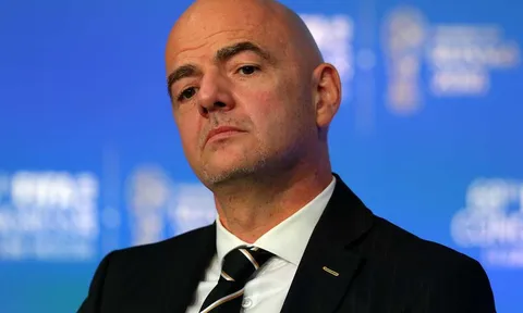 Chủ tịch FIFA ngán ngẩm với bóng đá Đông Nam Á