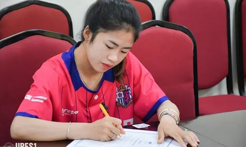 'Cơn lốc đường biên' Thanh Nhã có bước ngoặt lớn trong sự nghiệp